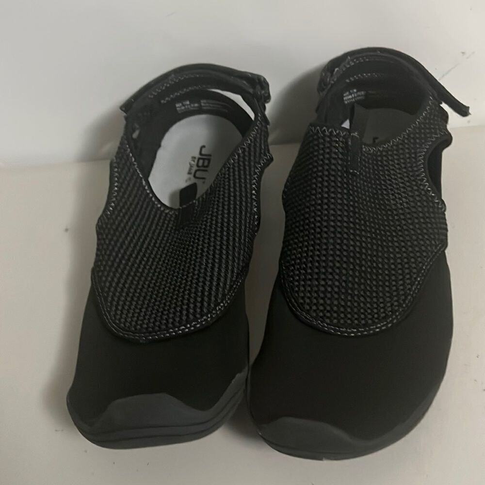 JBU BY JAMBU SPORTS WATER SHOES SIZE 11M